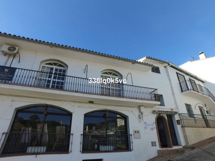 Image No.4-4 Bed Duplex for sale