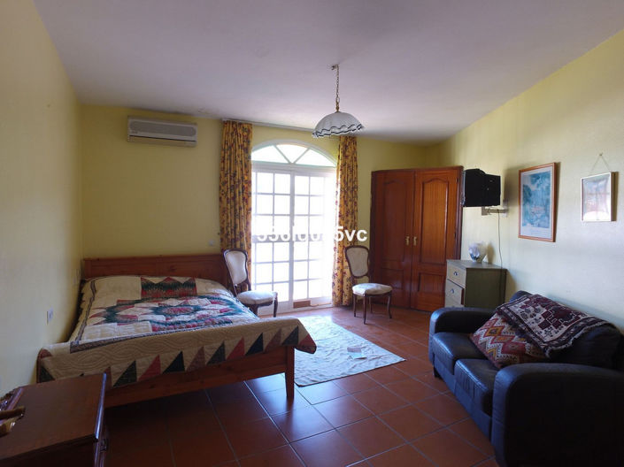 Image No.9-4 Bed Duplex for sale