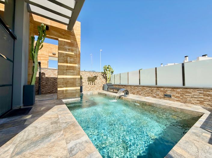 Image No.37-3 Bed Villa for sale