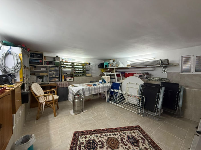 Image No.16-2 Bed House for sale