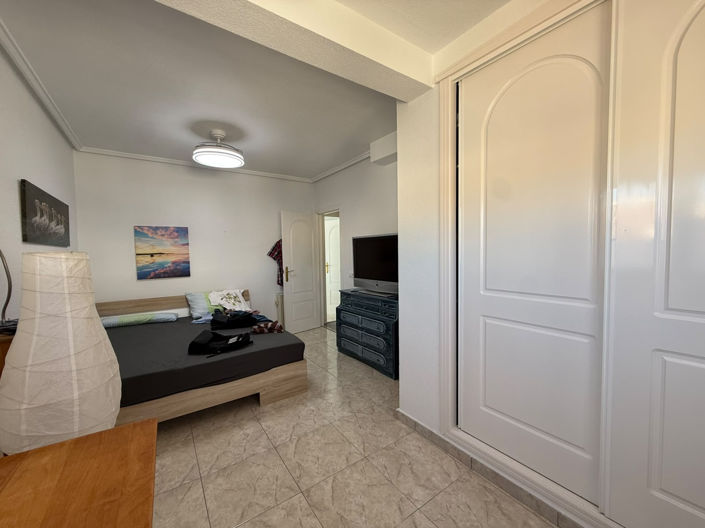 Image No.34-2 Bed House for sale