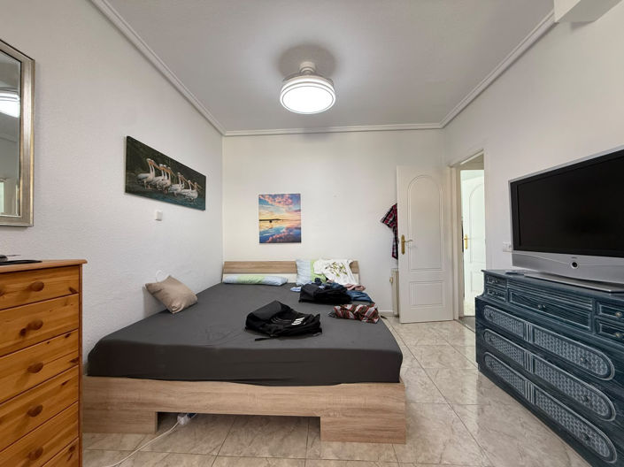 Image No.35-2 Bed House for sale