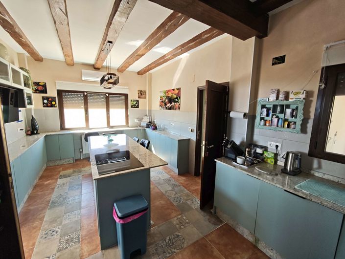 Image No.31-4 Bed Villa for sale