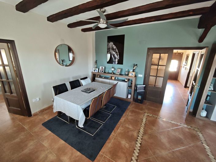 Image No.42-4 Bed Villa for sale