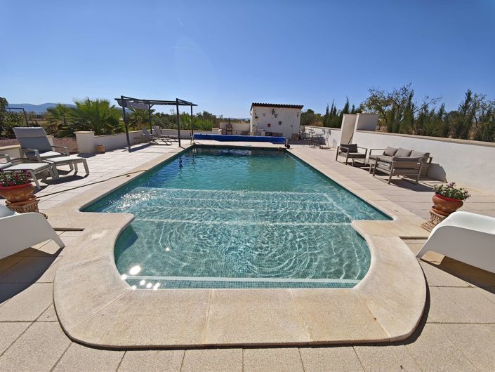 Image No.47-4 Bed Villa for sale
