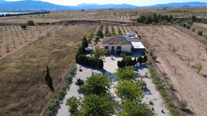Image No.5-4 Bed Villa for sale