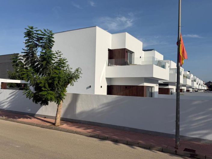 Image No.28-3 Bed Villa for sale