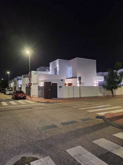 Image No.41-3 Bed Villa for sale