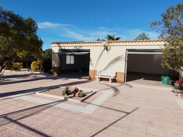 Image No.14-3 Bed Villa for sale