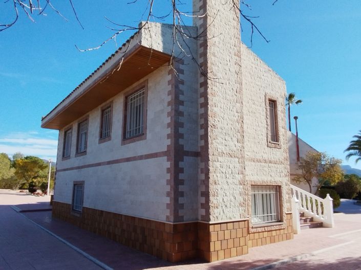 Image No.29-3 Bed Villa for sale