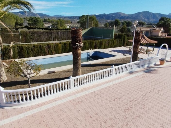 Image No.4-3 Bed Villa for sale