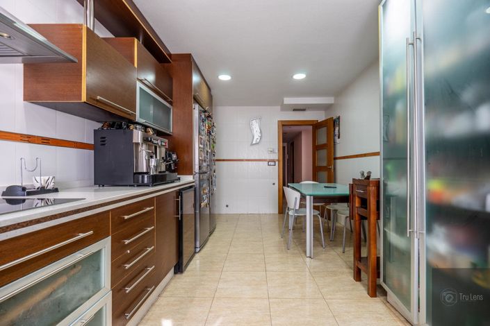 Image No.3-5 Bed Villa for sale