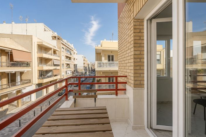 Image No.3-2 Bed Apartment for sale