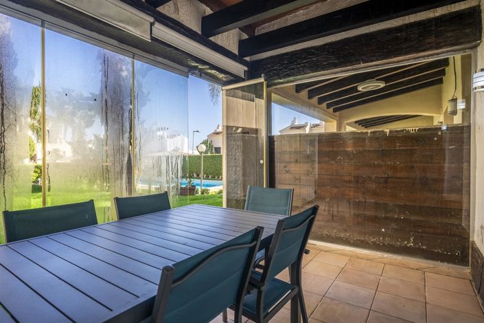 Image No.4-2 Bed Townhouse for sale