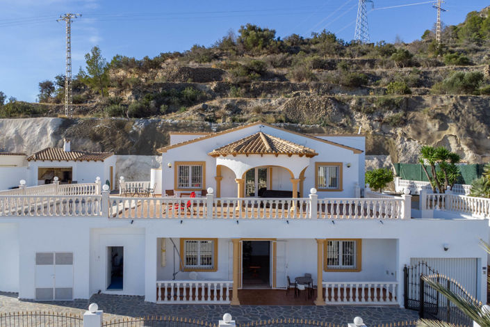 Image No.48-4 Bed Villa for sale