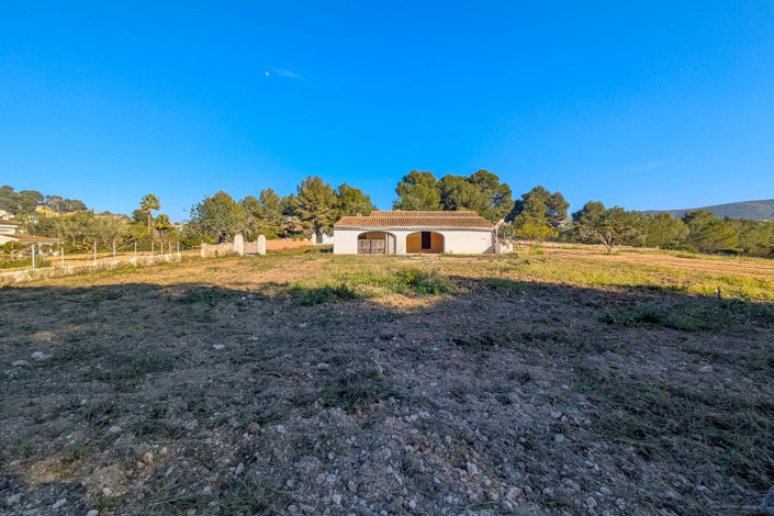 Image No.37-Villa for sale