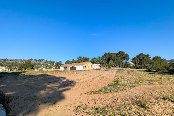 Image No.38-Villa for sale