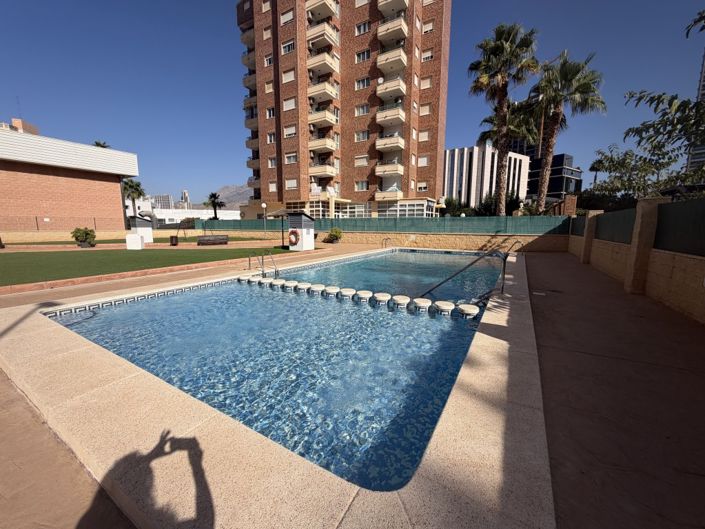Image No.20-2 Bed Apartment for sale