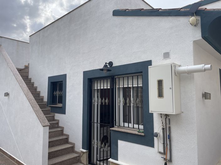 Image No.17-2 Bed Villa for sale