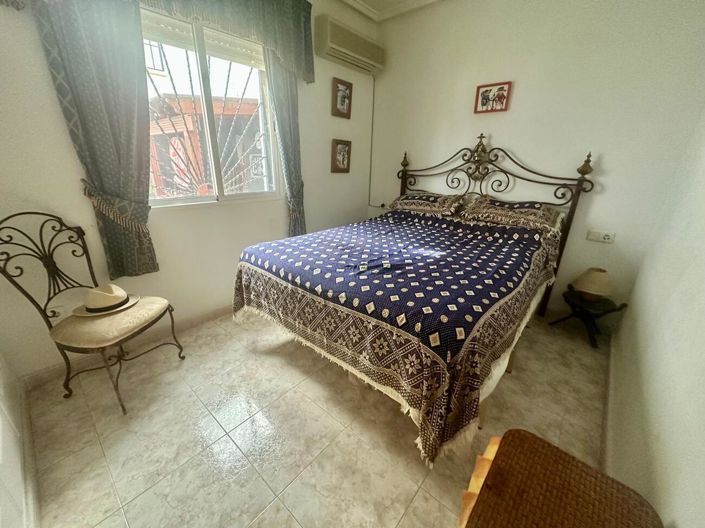 Image No.28-2 Bed Bungalow for sale