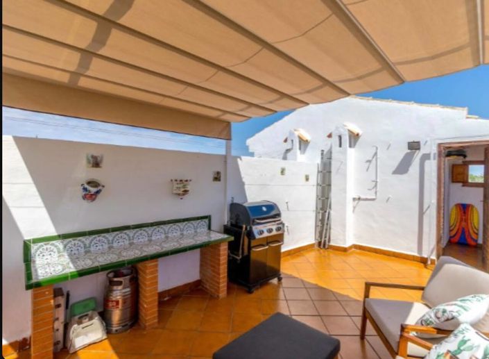 Image No.12-2 Bed Apartment for sale