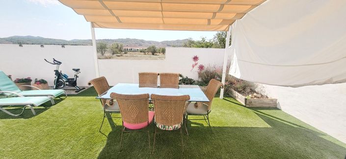 Image No.12-3 Bed Villa for sale