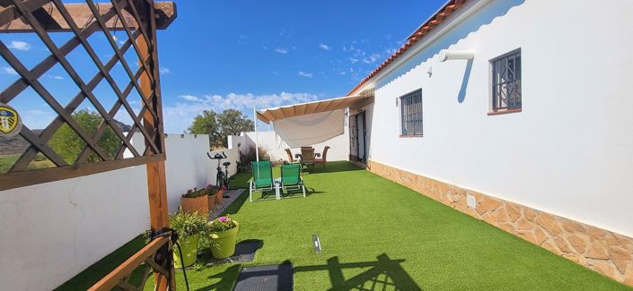 Image No.14-3 Bed Villa for sale