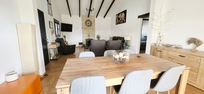 Image No.28-3 Bed Villa for sale