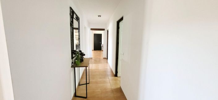 Image No.46-3 Bed Villa for sale