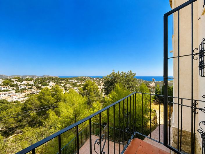 Image No.21-3 Bed Villa for sale