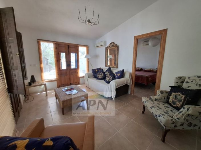 Image No.15-4 Bed Country House for sale