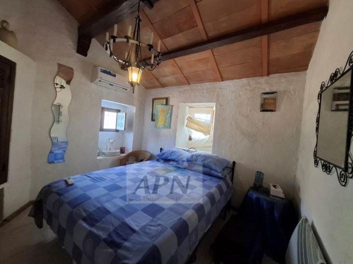 Image No.21-4 Bed Country House for sale