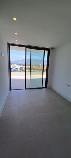 Image No.19-3 Bed Apartment for sale