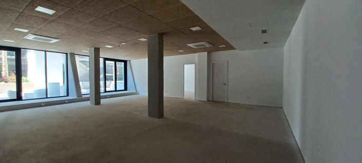 Image No.24-3 Bed Apartment for sale