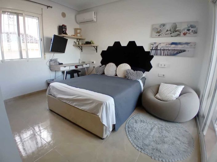 Image No.14-4 Bed Villa for sale