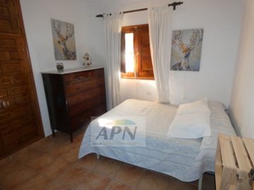 country-house-in-alora-10-large