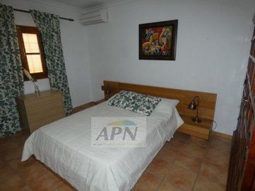country-house-in-alora-12-large