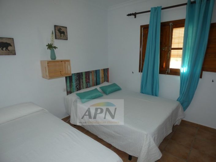 Image No.13-4 Bed Country House for sale