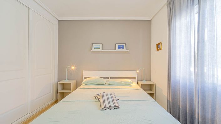 Image No.45-3 Bed Townhouse for sale