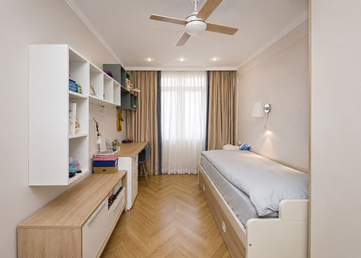 Image No.17-5 Bed Townhouse for sale
