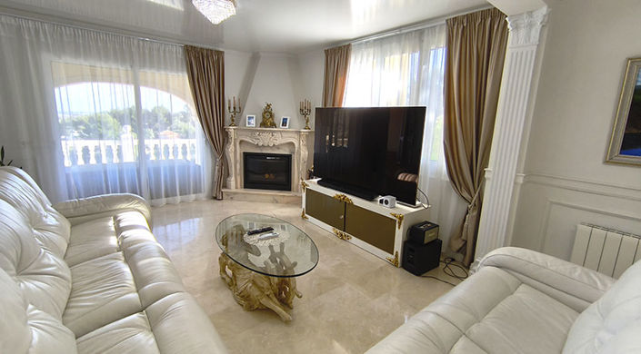 Image No.19-6 Bed Villa for sale