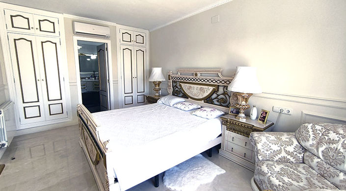 Image No.20-6 Bed Villa for sale