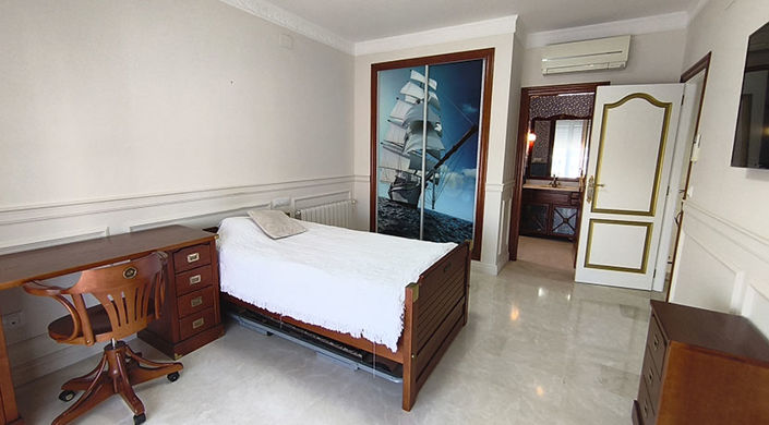 Image No.33-6 Bed Villa for sale