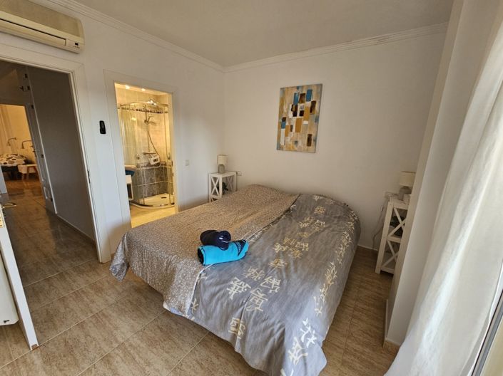 Image No.8-3 Bed Apartment for sale