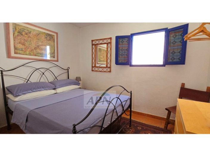 Image No.24-5 Bed Country House for sale