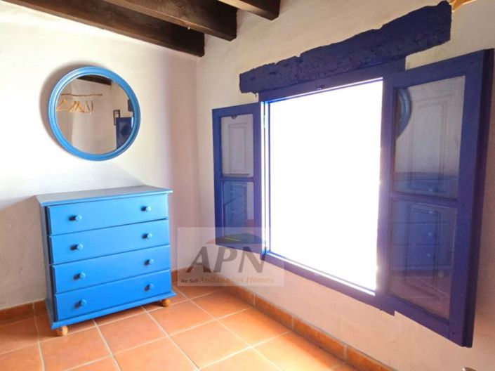 Image No.38-5 Bed Country House for sale