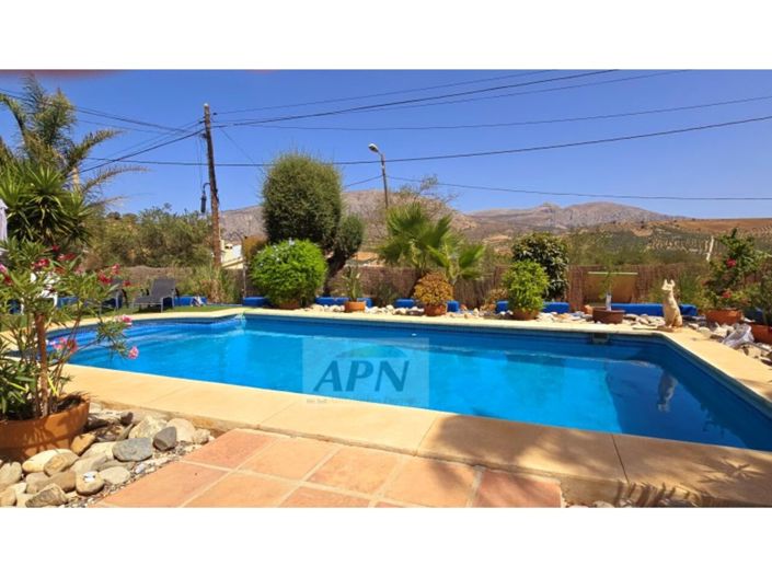 Image No.41-5 Bed Country House for sale
