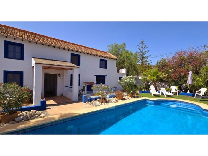 Image No.45-5 Bed Country House for sale
