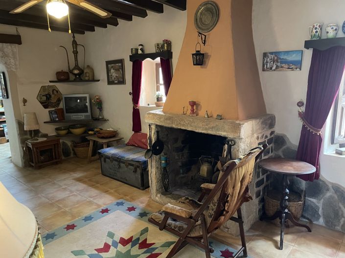 Image No.18-4 Bed Country House for sale