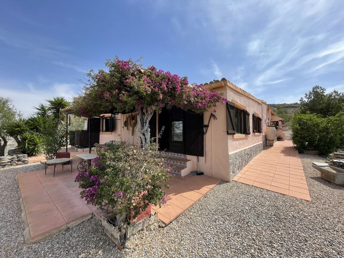Image No.3-4 Bed Country House for sale